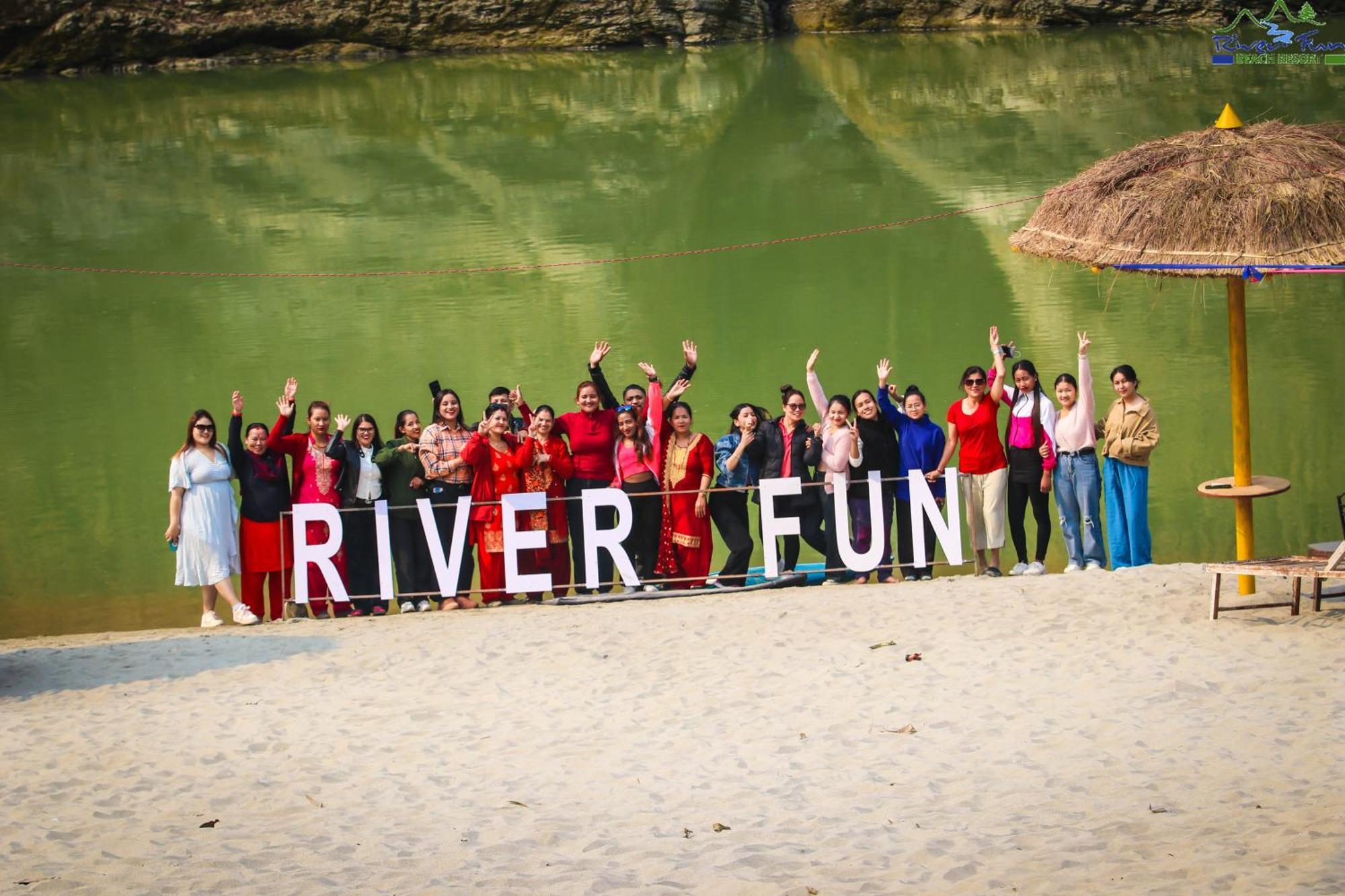 River Fun Beach Resort Gorkhā Εξωτερικό φωτογραφία